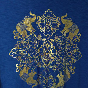 crown & ivy Tops - Crown & Ivy Colbalt Blue 3/4 Sleeve Elephant Top crown & ivy Tops - Crown & Ivy Colbalt Blue 3/4 Sleeve Elephant Top